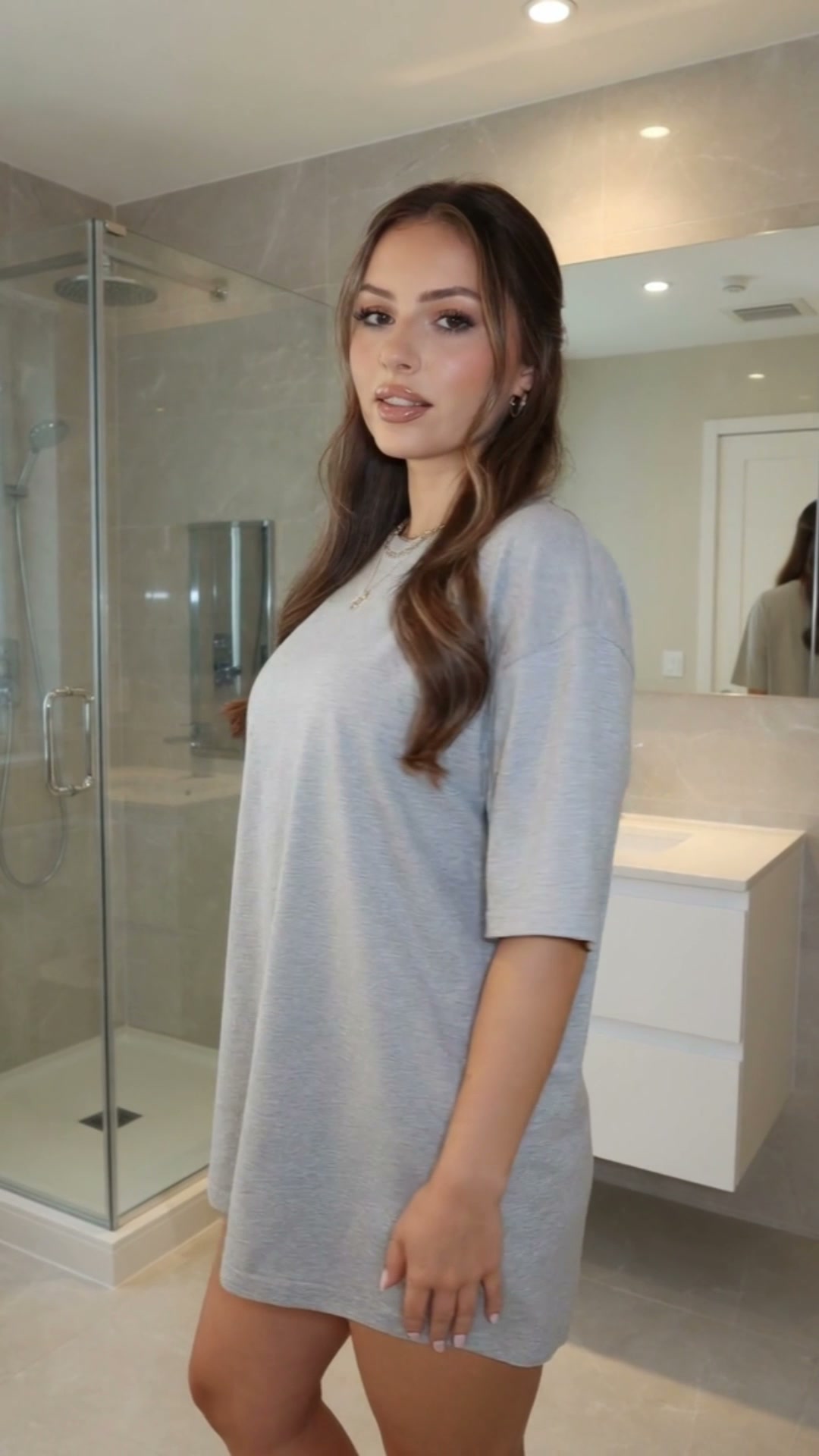 Grey Casual T-Shirt Dress Look gallery still frame 11